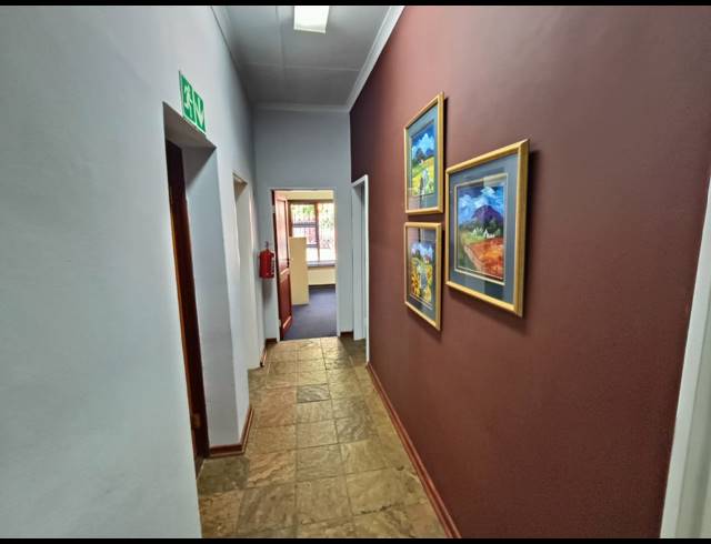 325M² OFFICE FOR SALE IN BO-DORP